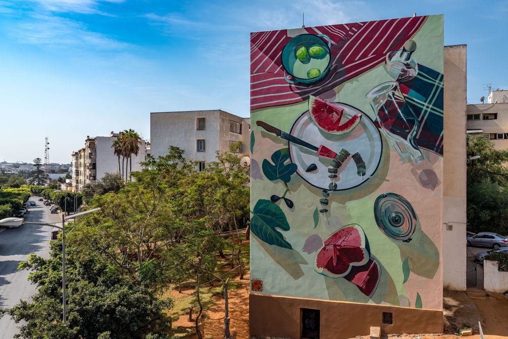 Bakr, né en 1995, la passion de la peinture surgit au spectacle quotidien de son géniteur qui déployait ses formes et étalait ses couleurs...