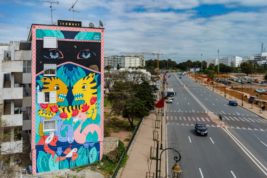 AMAÏA ARRAZOLA, Artiste espagnole installée à Barcelone, Amaïa Arrazola fait ses armes dans la publicité avant de s’en lasser...