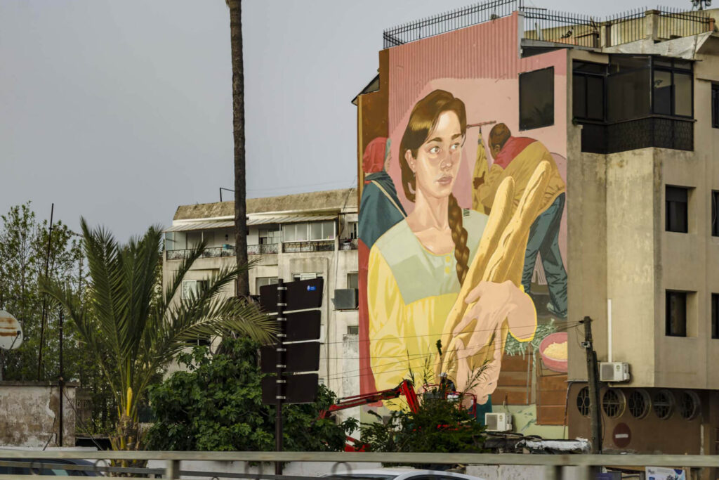 DIMITRIS TAXIS, Né en 1983 d’une mère historienne de l’art et d’un père peintre, Dimitris baigne dans l’art dès sa prime jeunesse...