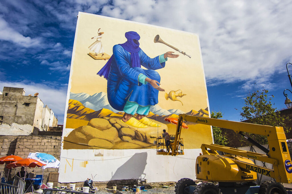 WAONE, Cela fait 13 ans que cet artiste et muraliste ukrainien sillonne le globe et pose ses traits sur les façades du monde...