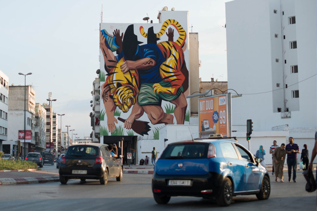 Franco Fasoli aka JAZ grandit à Buenos Aires et étudie la scénographie. Il commence le graffiti en 1999 et s’inspire de la « Lucha Libre »...